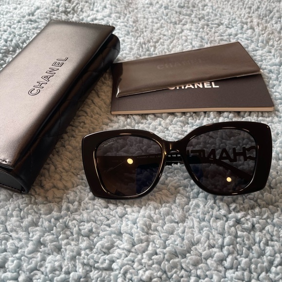 SOLD!!Chanel Sunglasses - Picture 1 of 8